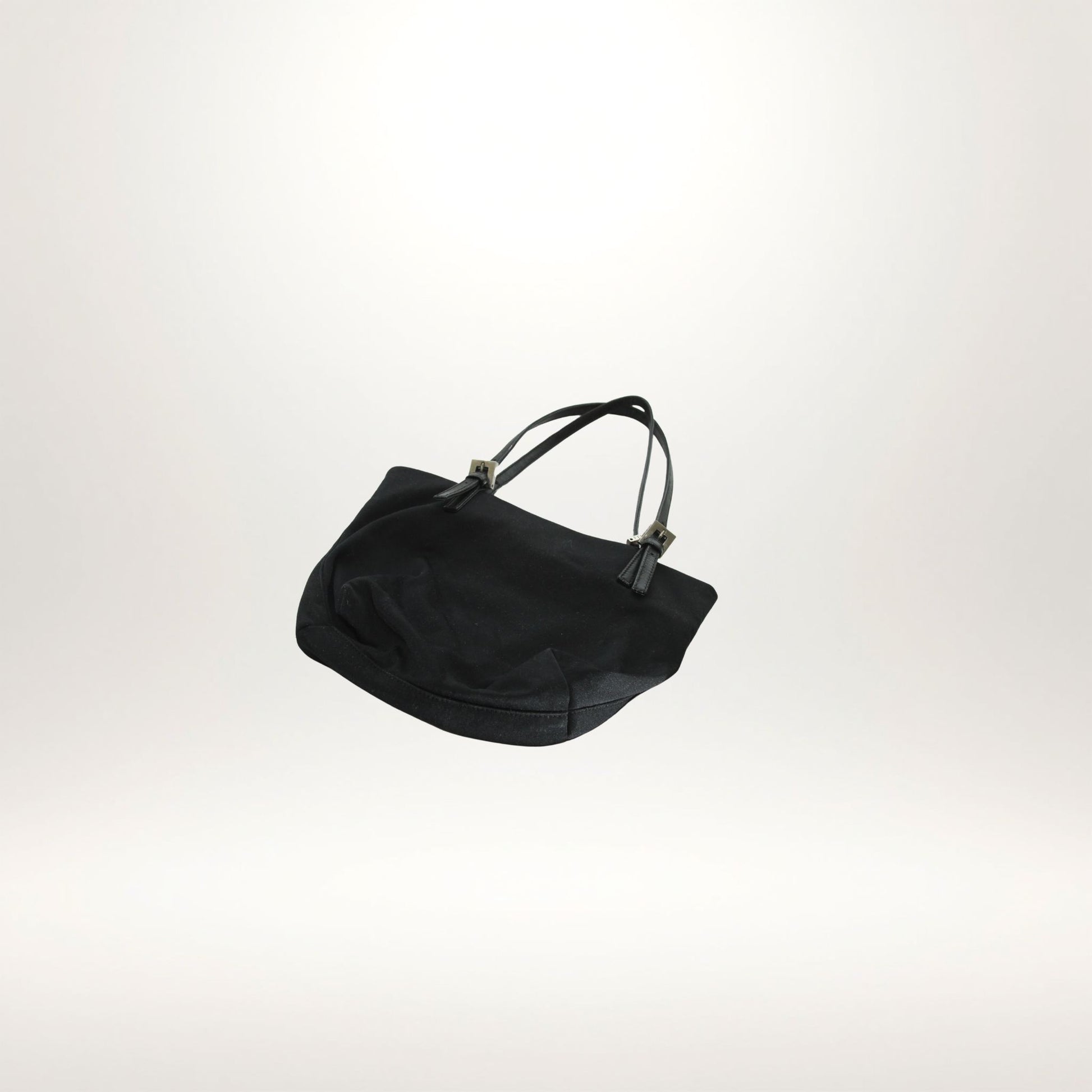Vintage Fendi mini håndveske i sort nylon med FF-logo – bilde 10