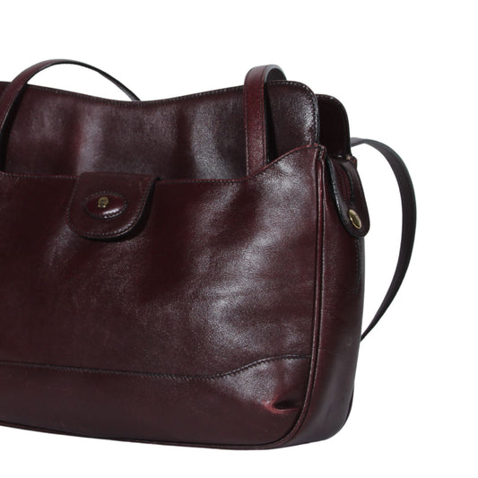 Vintage Étienne Aigner skulderveske i burgunder skinn