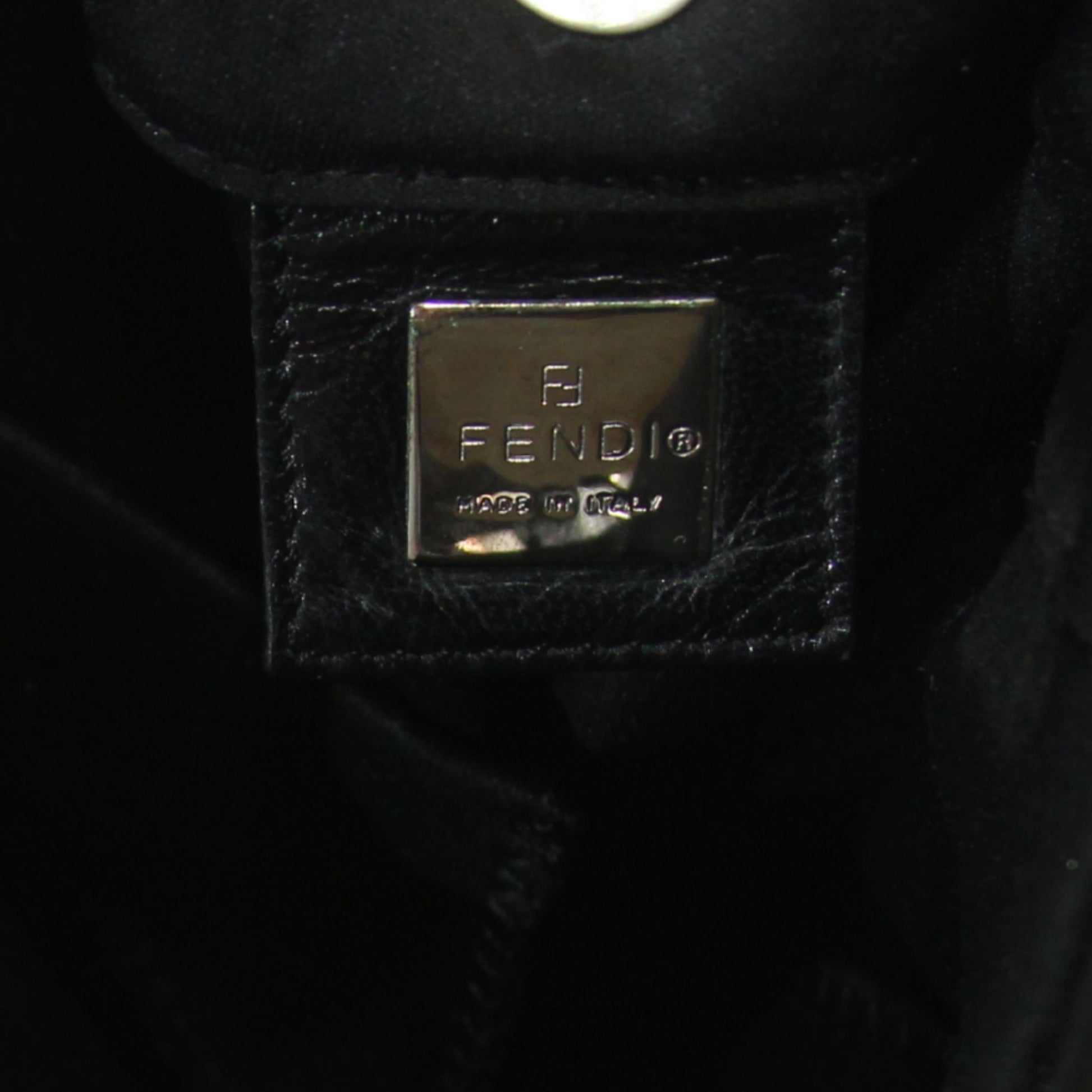 Vintage Fendi mini håndveske i sort nylon med FF-logo – bilde 13