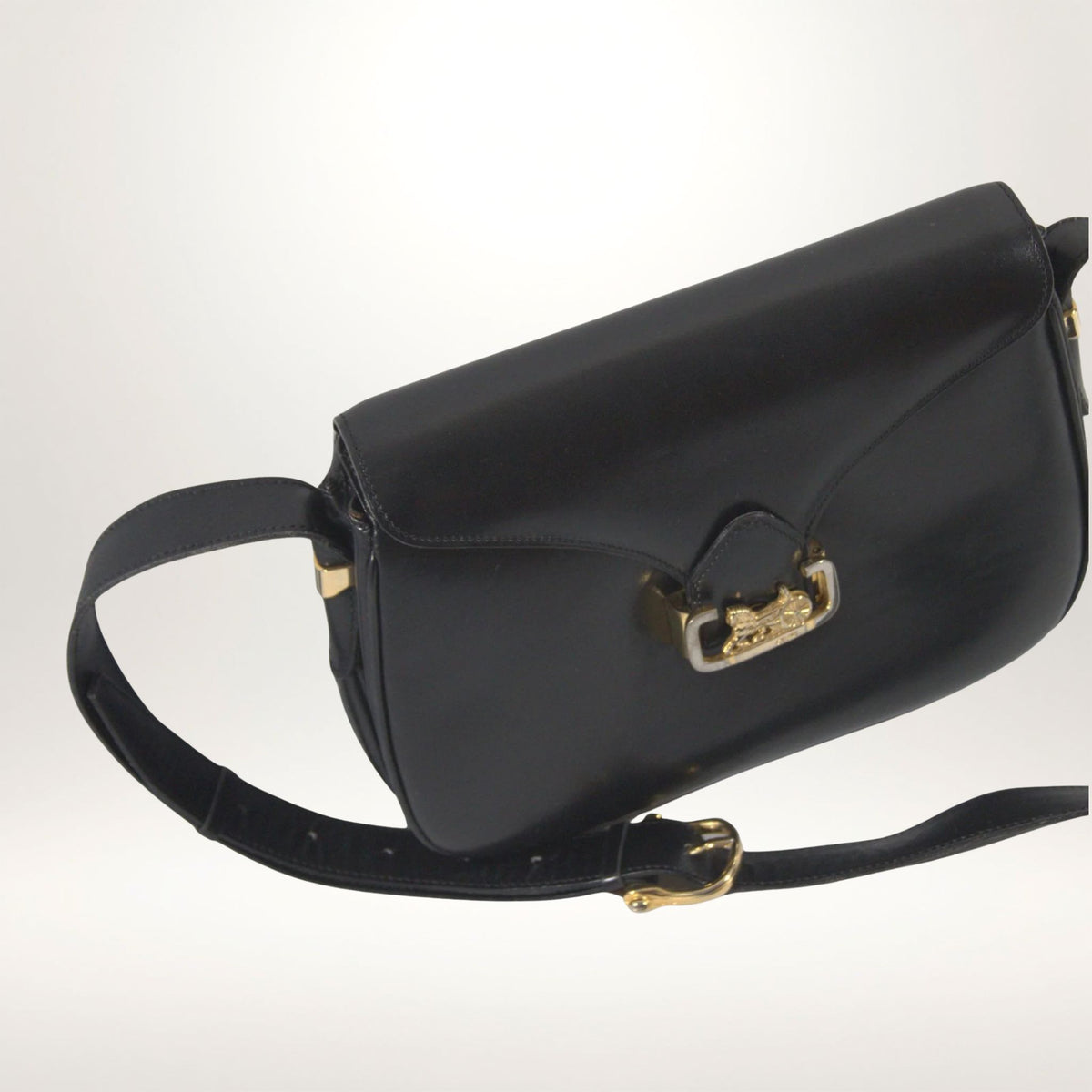 Vintage Celine Box Bag i sort skinn med horse carriage-spenne