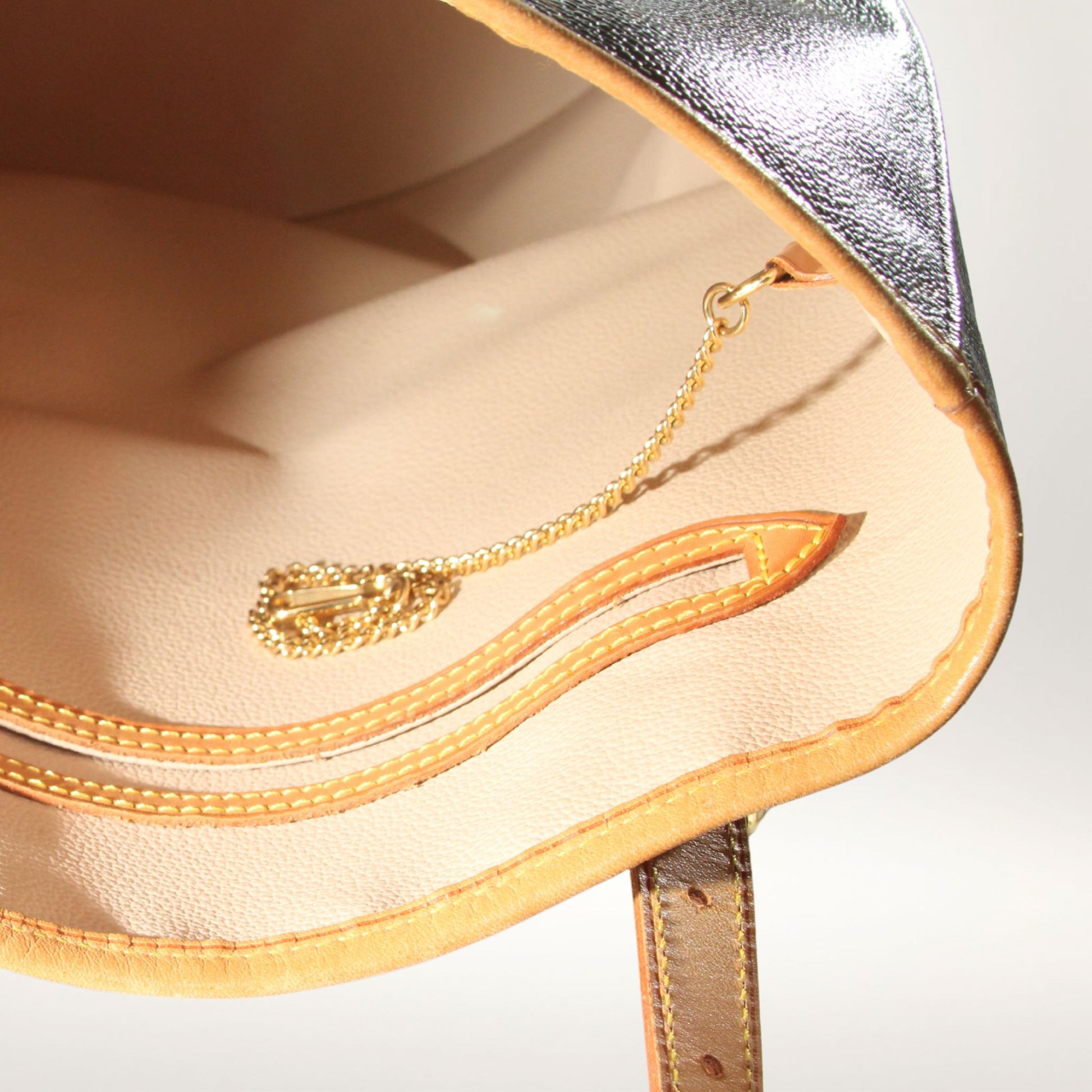 Vintage Louis Vuitton Bucket GM bøtteveske i Monogram canvas, autentisert – bilde 24
