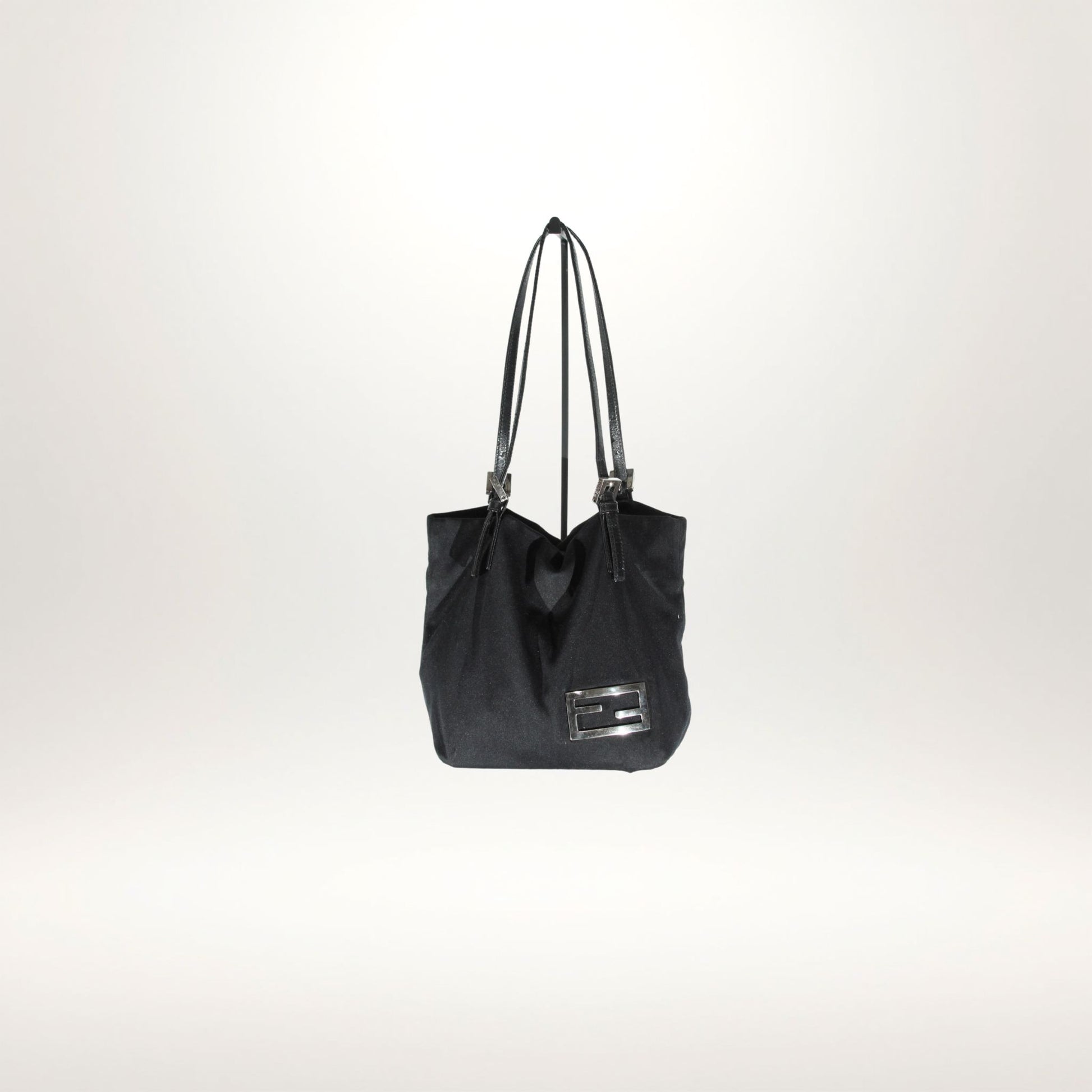 Vintage Fendi mini håndveske i sort nylon med FF-logo – bilde 8
